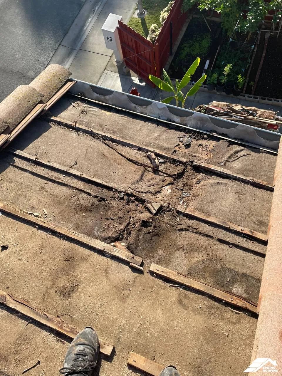Roof Repair and Roof Tail Repair — Tile Roof repair