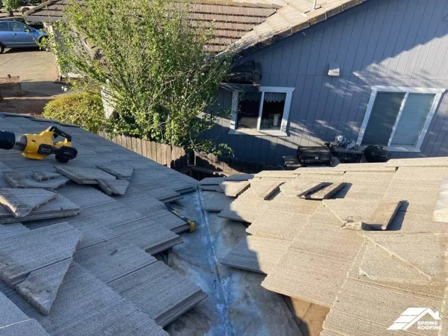 Roof Maintenance in Antelope
