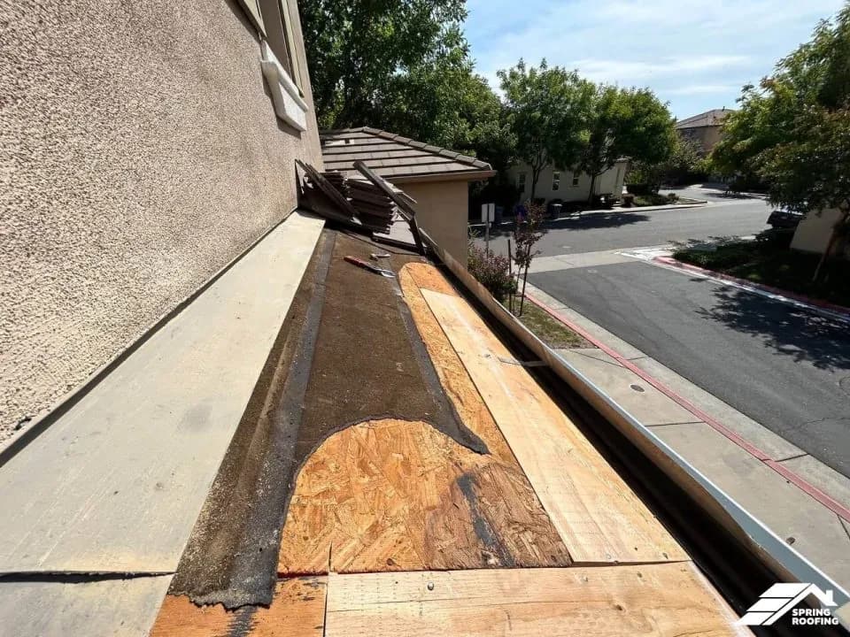 Roof Repair — 267 Barnhill Dr Folsom (17)