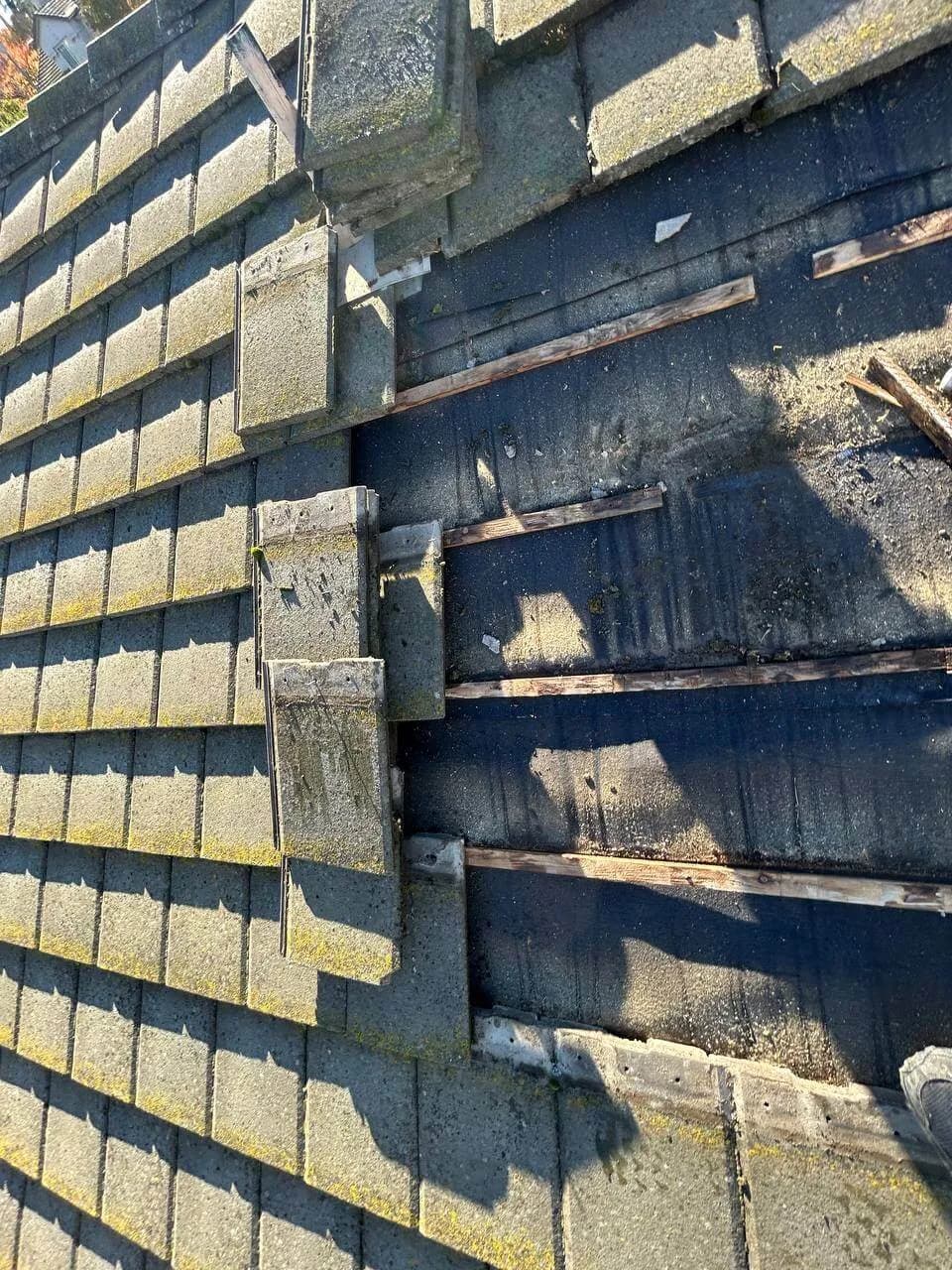 Roof Repair — 6609 Fairleigh Ct 95758